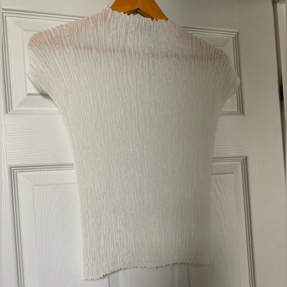 Holt Renfrew High Neck Stretchy SZ L White Top (Vintage)